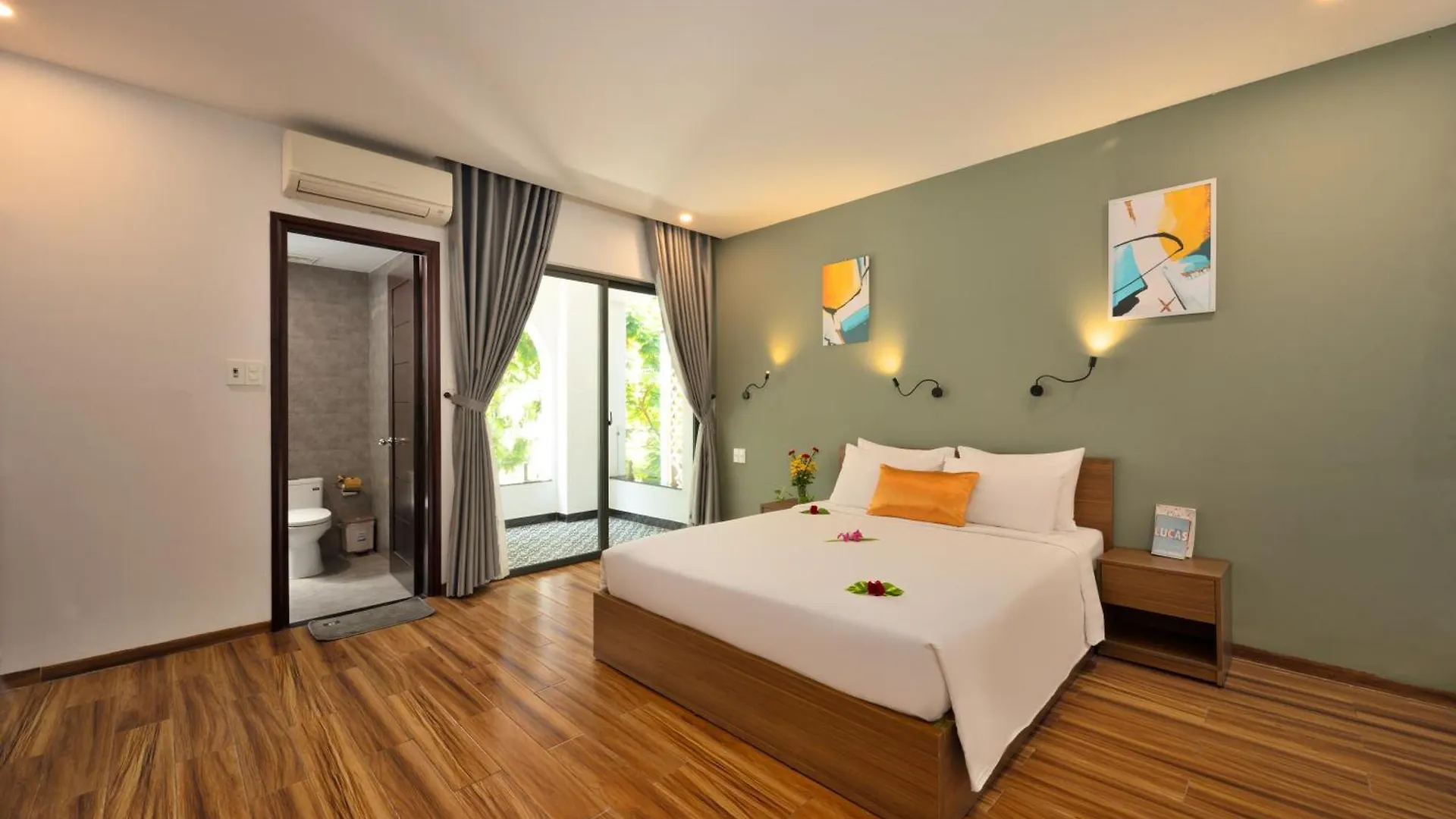 Hoi An Thang 1 Villa 5*, Хойан